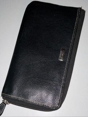 Buxton Black Zip-Around Expandable Leather Wallet-pre-loved❤️